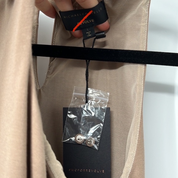 Michael Costello x REVOLVE Rylan Midi Dress in Taupe L - Picture 10 of 11